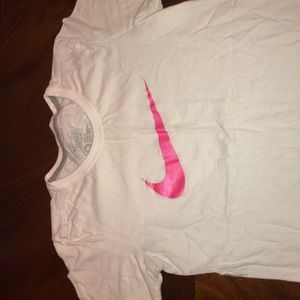 GURLS NIKE T-SHIRT